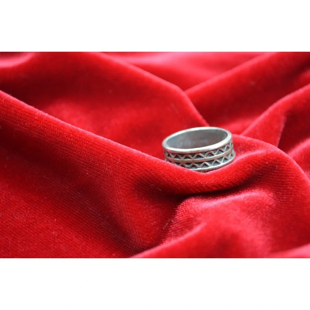 vintage Sarah Coventry Sterling Silver Zig Zag Band Ring Size 5